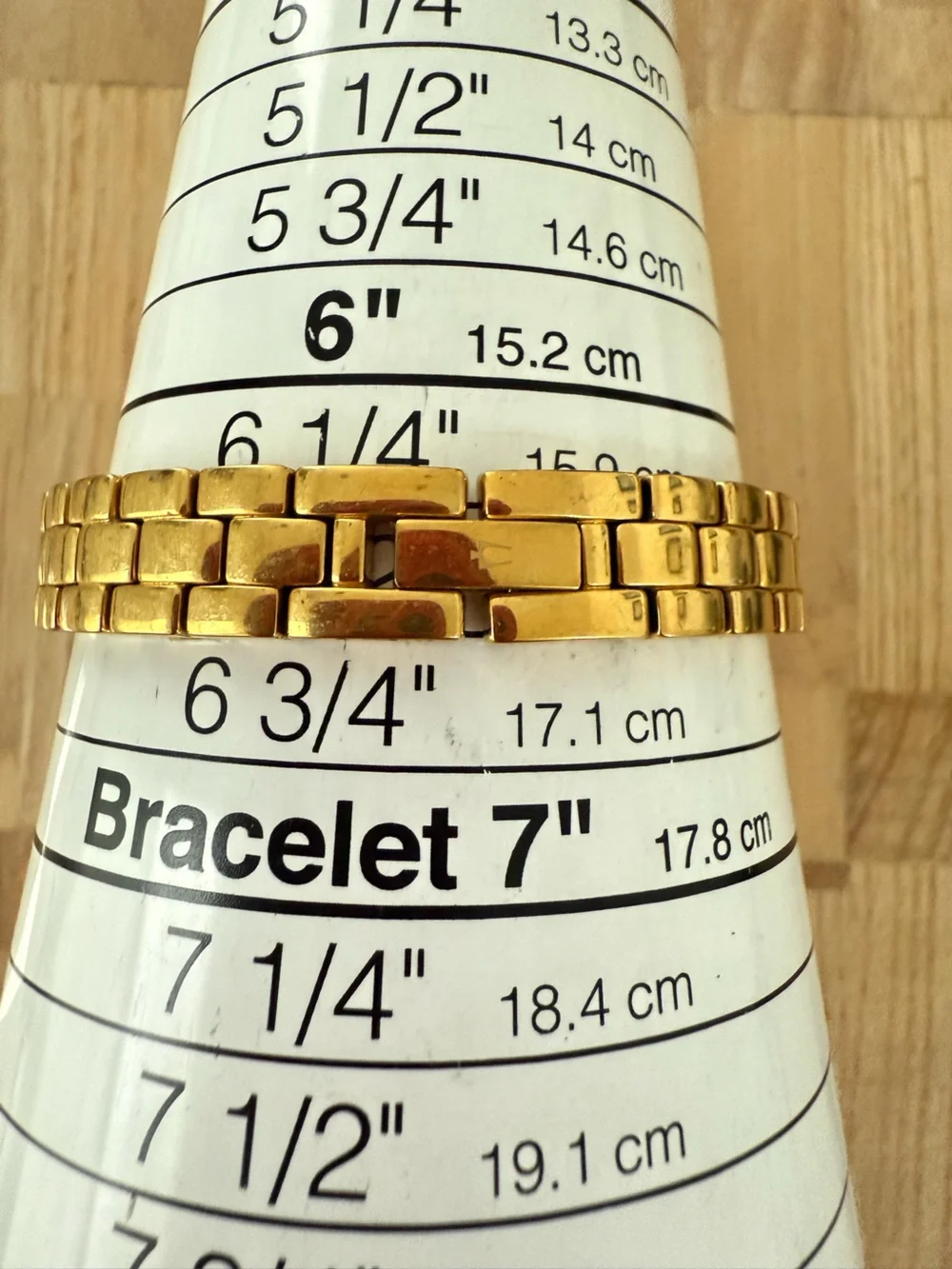 Bulova ladies rectangular dial gold tone crystal accented watch NEW BATTERY